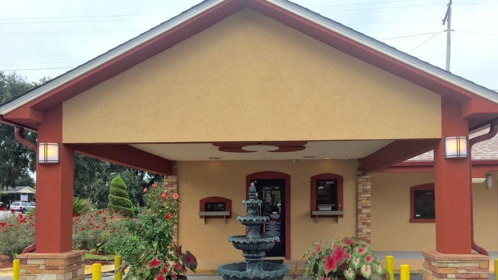 Deluxe Inn - Savannah Ngoại thất bức ảnh